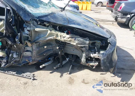 2022 Tesla Model Y Long Range Dual Motor All-Wheel Drive из США, поврежденный, VIN 7SAYGAEE9NF520055